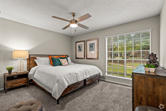 1BR, 1BA- 686 SF - Bedroom - Harmony