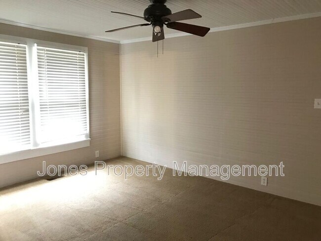 Foto del edificio - 812 Power St