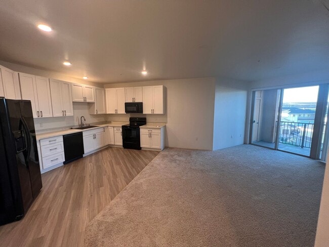 Foto del edificio - Now Available in Ho‘opili – 1 BR/1 BA with 2 Tandem Parking