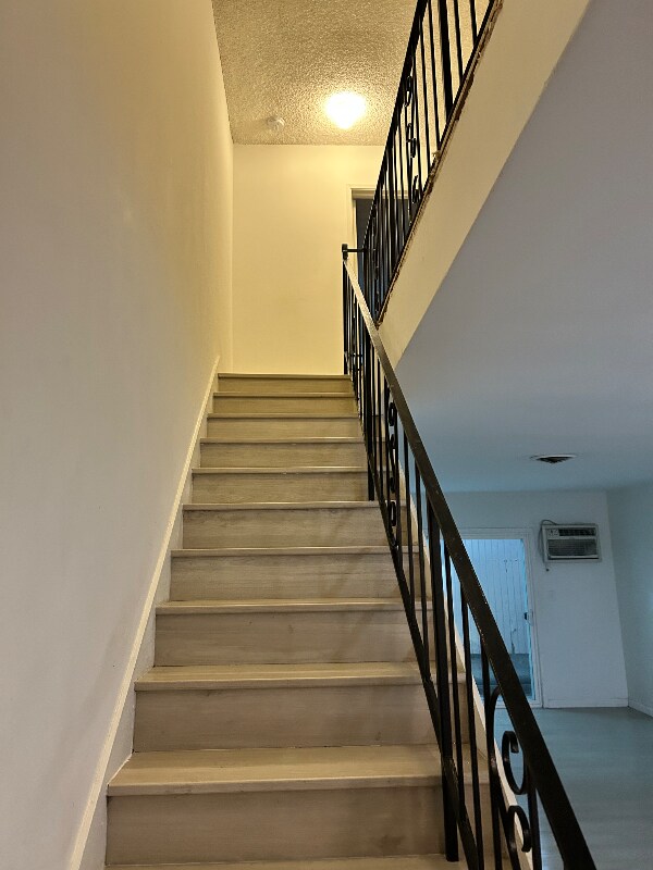 Foto del edificio - 412 N Louise St