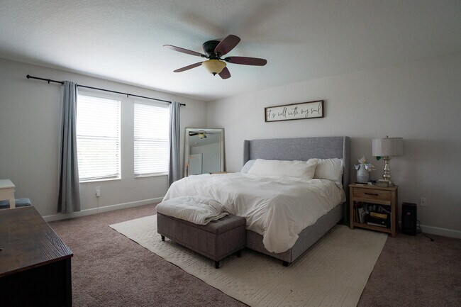 Building Photo - 15233 Night Heron Dr
