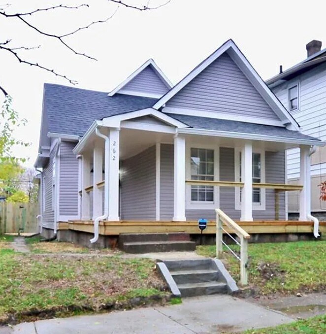 Foto principal - 262 Eastern Ave