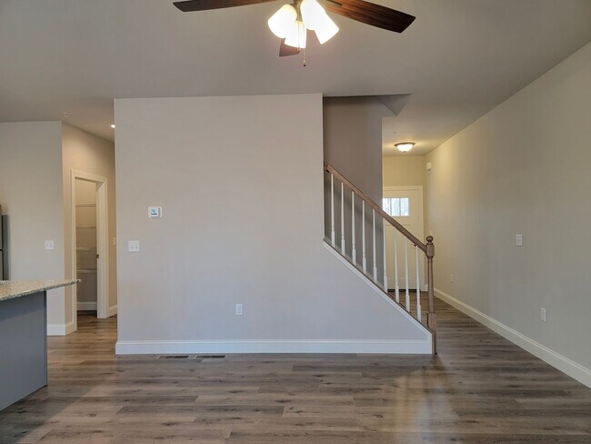 Foto del edificio - 109 Magnolia Dr