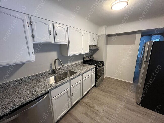 Foto del edificio - 2803 Nash Rd