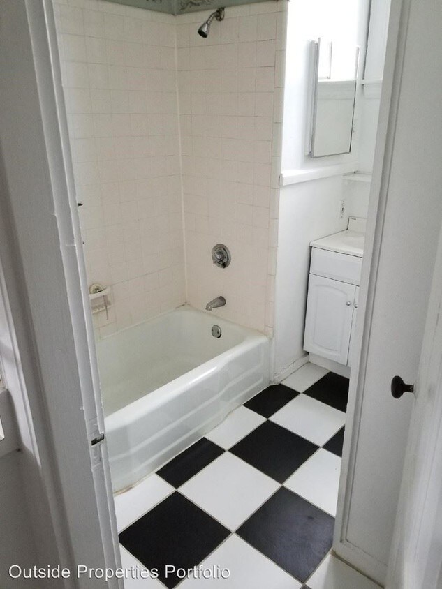 Foto del edificio - 29 Railroad Ave