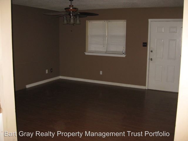 Building Photo - 47 Pheasant Run Dr