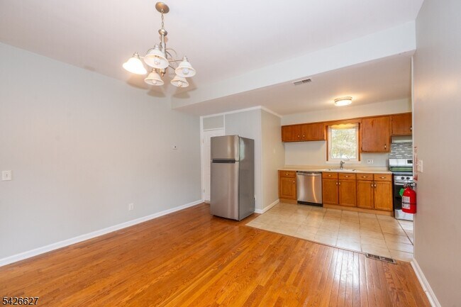 Foto del edificio - 99 Chesapeake Ave