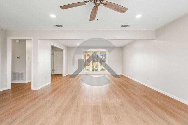 Foto del edificio - 9812 Coppersmith Ln