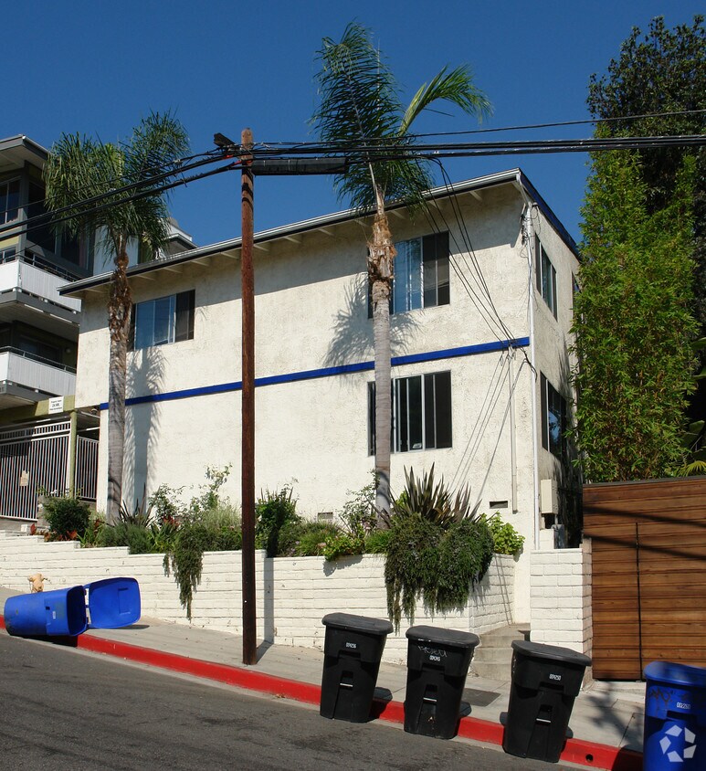 Foto del edificio - 431 Marine St
