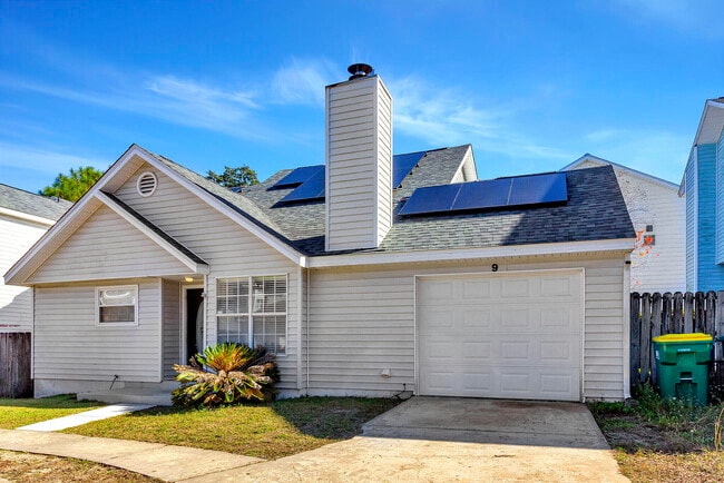Building Photo - 9 Forest Breeze Ct