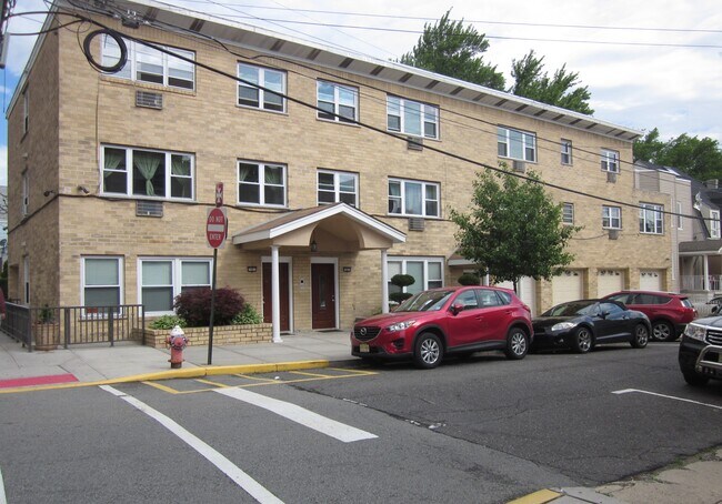 Building Photo - 7405 1st Ave