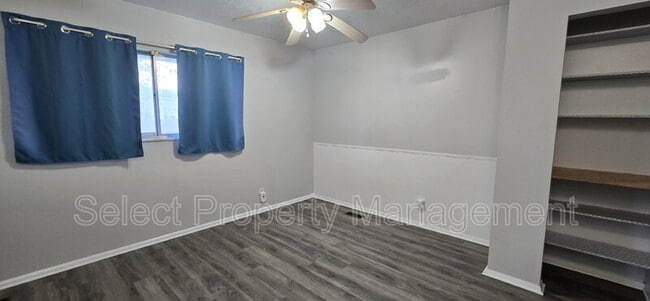 Building Photo - 1512 Cinnamon Rd