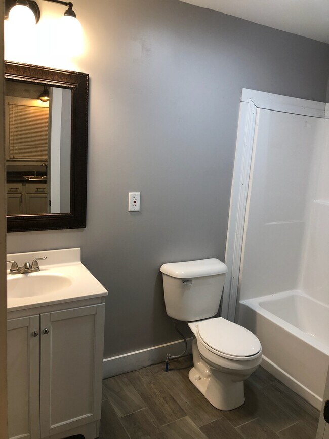 Foto del edificio - 716 S Walnut St