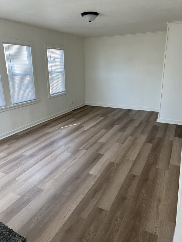 Building Photo - Orchard Drive - 75