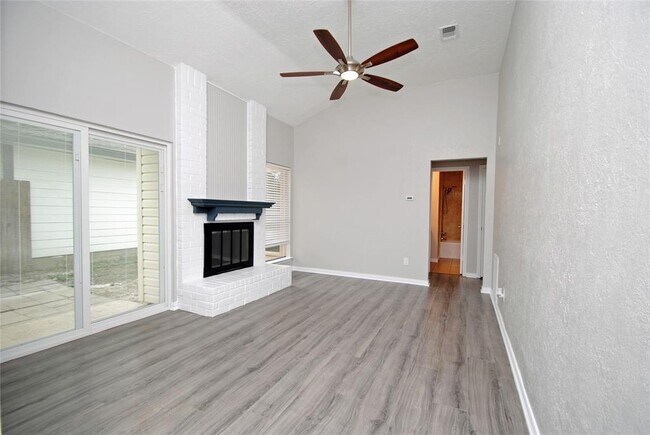 Foto del edificio - 11827 Westlock Dr