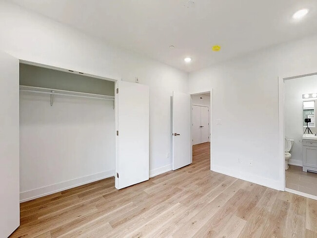 Building Photo - 1728 W Susquehanna Ave