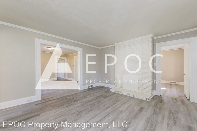 Building Photo - 3 br, 1.5 bath House - 1231 Winfield Dr