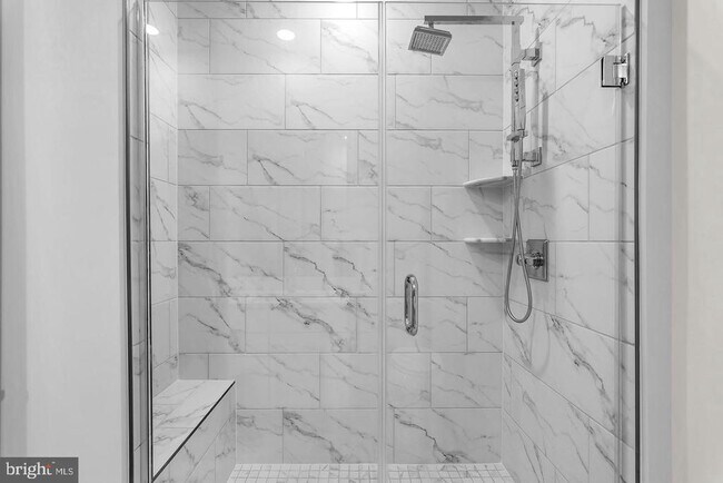 Foto del edificio - 1761 Old Meadow Rd