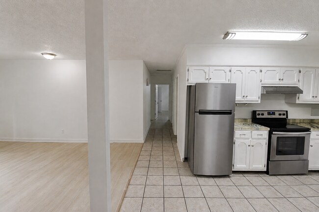Foto del edificio - 3990 Seven Springs Rd