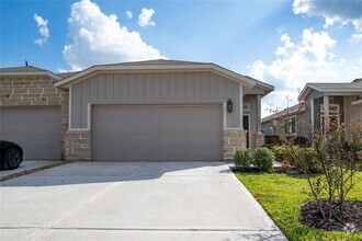 Building Photo - 9897 Grosbeak Ln