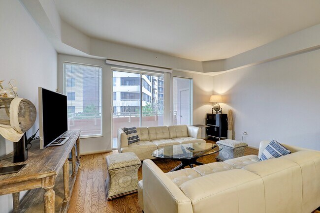 Foto del edificio - 3505 Sage Rd