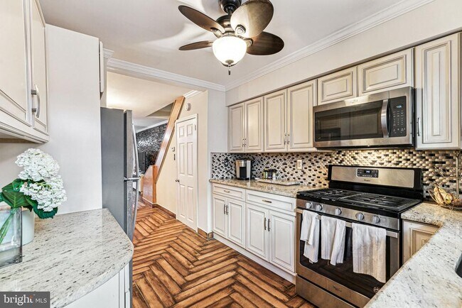 Foto del edificio - 2543 S Warnock St