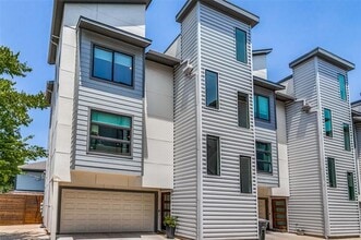 Building Photo - 1925 California Dr