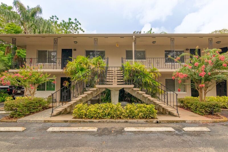 Foto principal - 644 N Knowles Ave