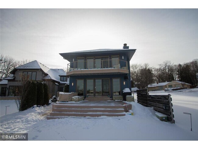 Building Photo - 17012 Grays Bay Blvd