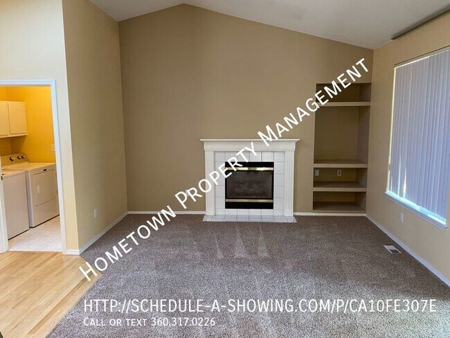 Building Photo - 3 bedroom 2.5 bath SFH available in DuPont