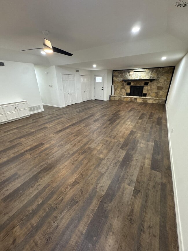 Building Photo - 4506 Nassau Dr