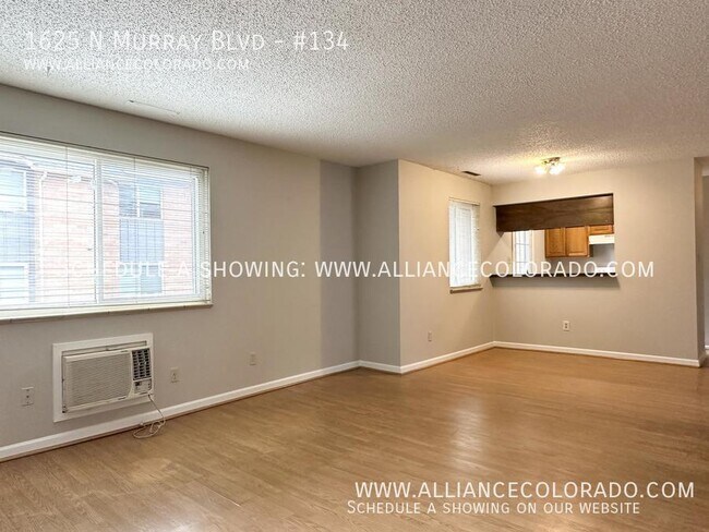 Foto del edificio - 1625 N Murray Blvd
