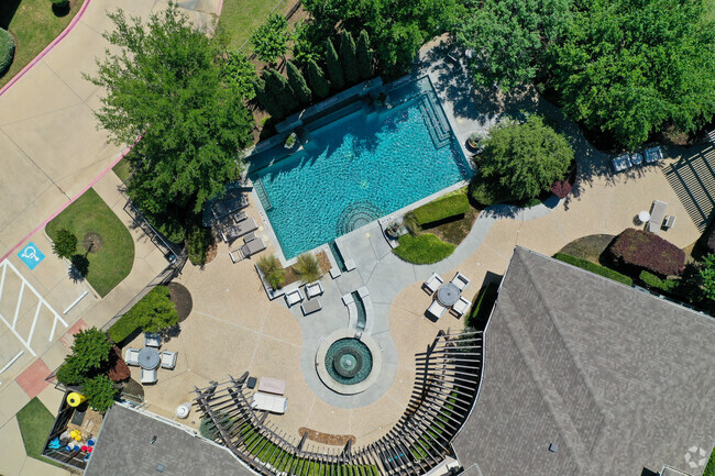 Lakeside 121 Apartments Lewisville Tx