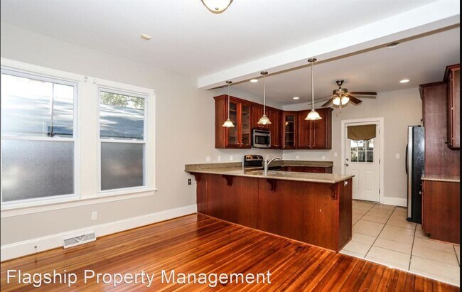 Building Photo - 3 br, 2 bath House - 11 Briggs Ave