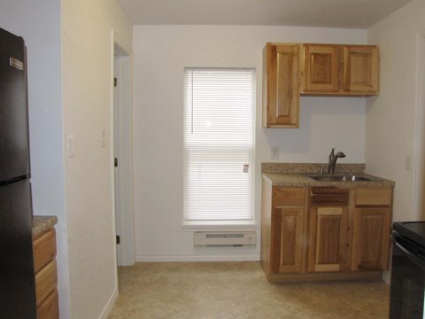 Foto del edificio - 2 BEDROOM, 1 BATHROOM SINGLE FAMILY HOME C...