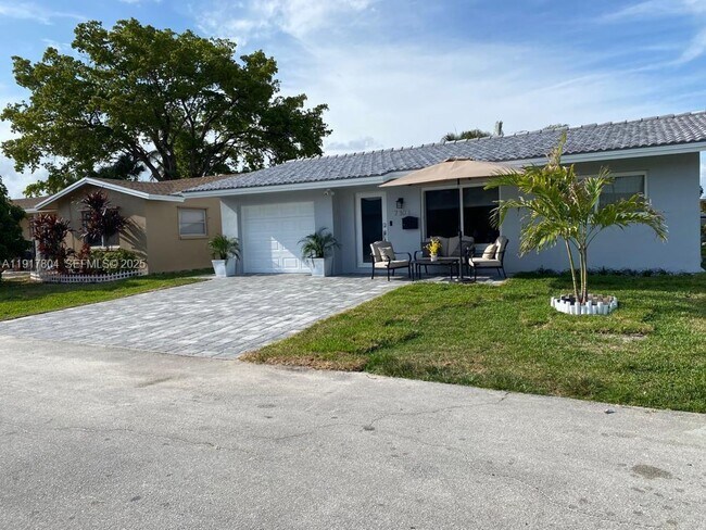 Foto del edificio - 7303 NW 57th Dr