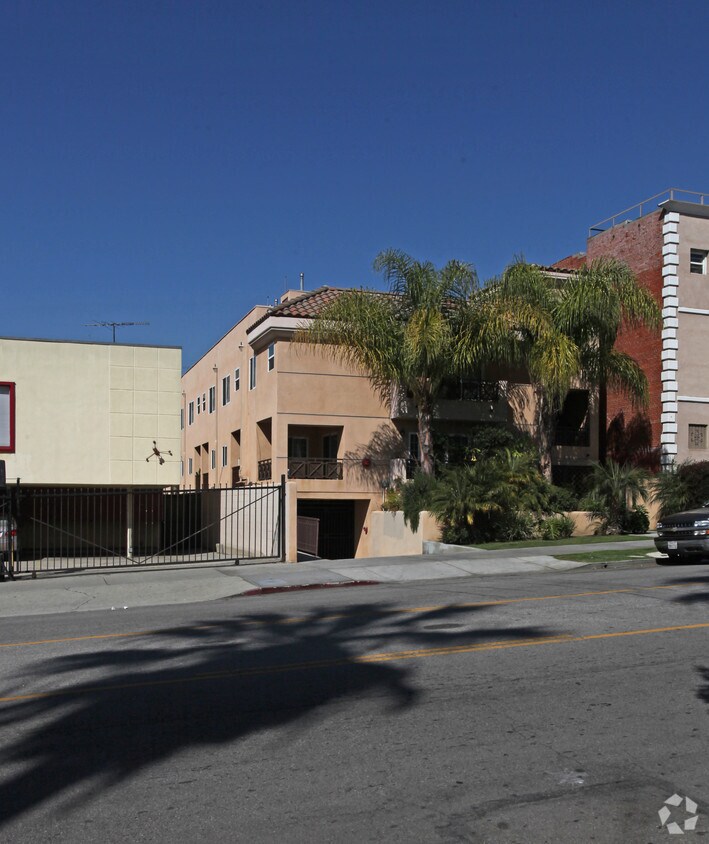 319 S Westlake Ave, Los Angeles, CA 90057 Apartments in Los Angeles