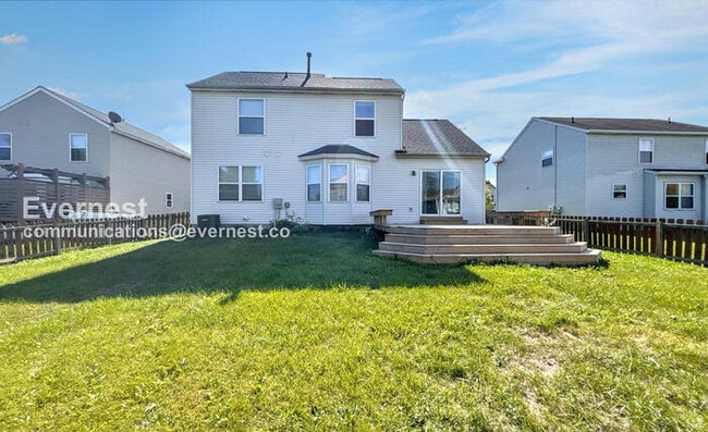 Building Photo - 2254 Red Barn St