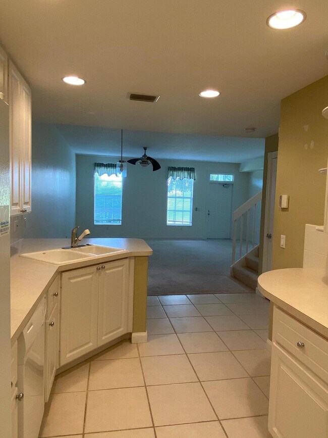 138 Radcliffe Ct, Jupiter, FL 33458 Townhome Rentals in Jupiter FL