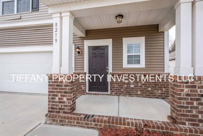 Foto del edificio - 8219 Romana Red Ln