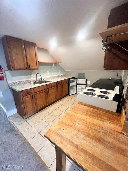 Foto del edificio - 1304 W 64th St