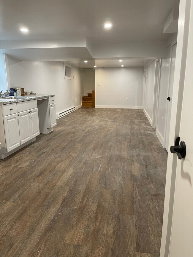 Foto del edificio - 76 Lexington St