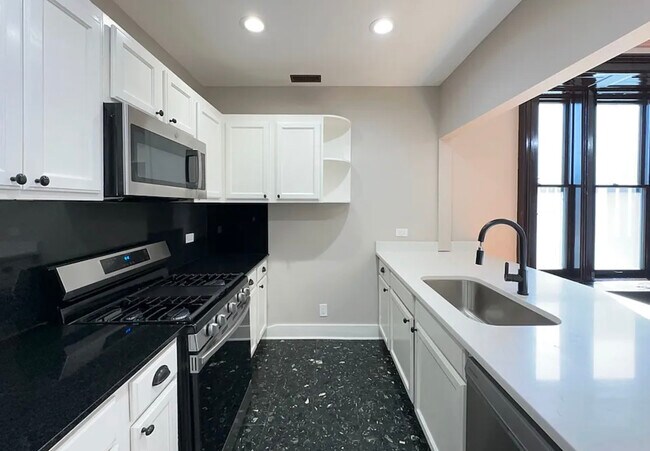 Foto del edificio - 238 S Ashland Ave