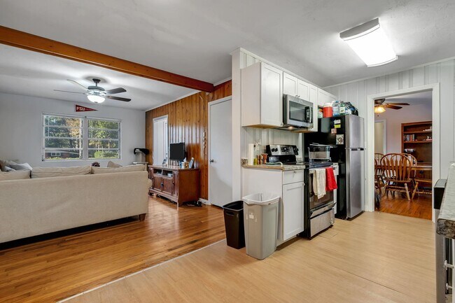 Foto del edificio - 1902 Sunset Ln