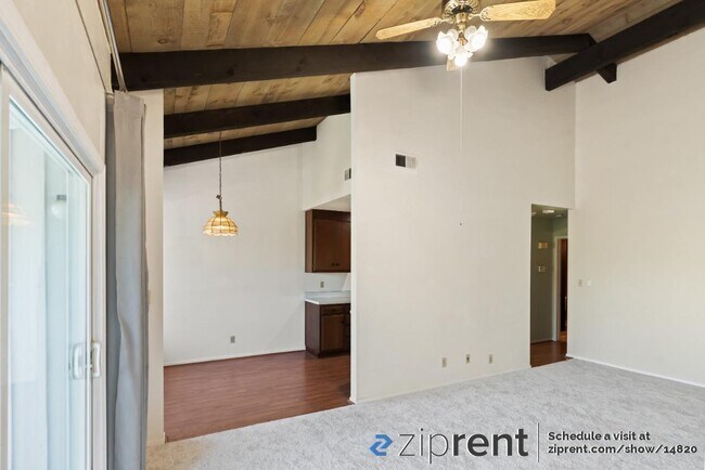 Foto del edificio - 255 S Rengstorff Ave