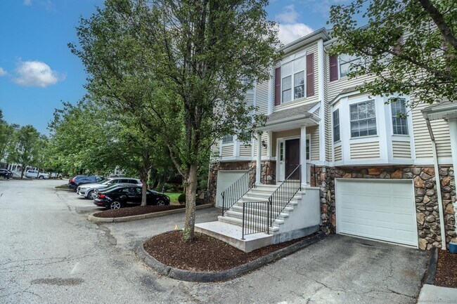 Foto del edificio - 601 Larson Dr