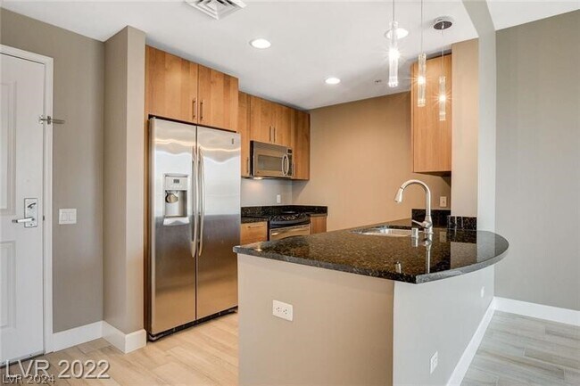 Building Photo - 200 W Sahara Ave