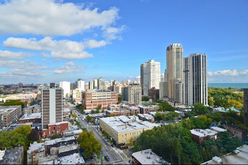 Foto del edificio - 444 W Fullerton Pkwy