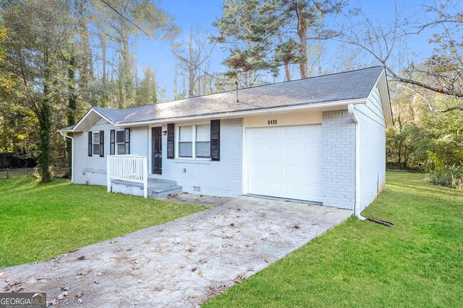 Foto del edificio - 8125 Attleboro Dr