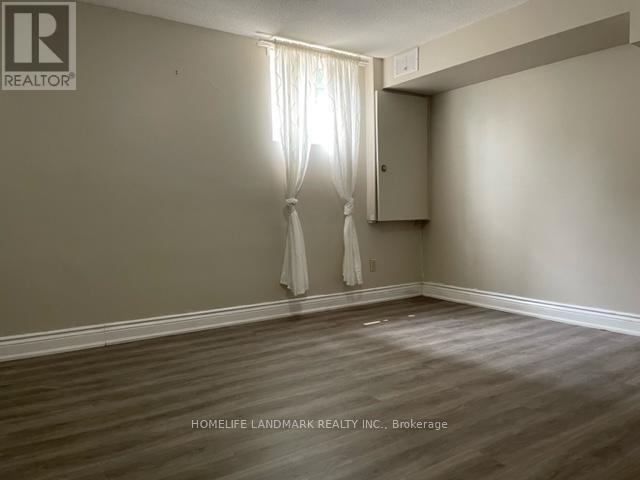 Photo du bâtiment - 53 Moray Ave